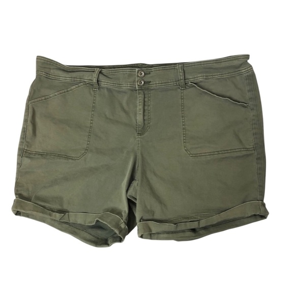 Torrid Olive Green Shorts Plus Size 26 Stretch Denim Utility Gorpcore Grunge - Picture 1 of 8